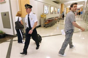 1145047399108 10400941