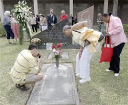 1147371441733 10400241 1147371441733 10400241