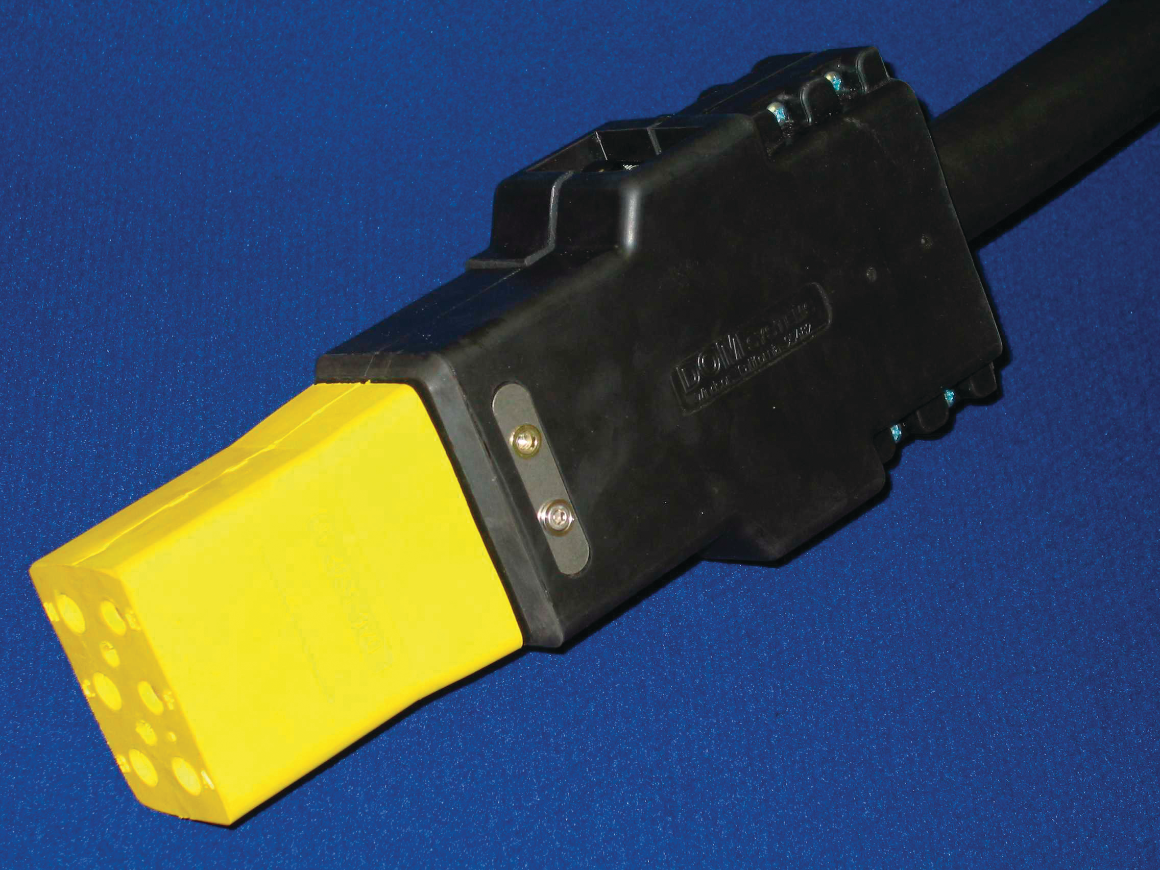 Fieldattachableaircraftcableconnector 10026039