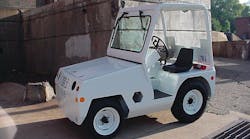 Markiiilowprofilebaggagetractor 10026111 Markiiilowprofilebaggagetractor 10026111