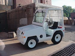 Markiiilowprofilebaggagetractor 10026111 Markiiilowprofilebaggagetractor 10026111