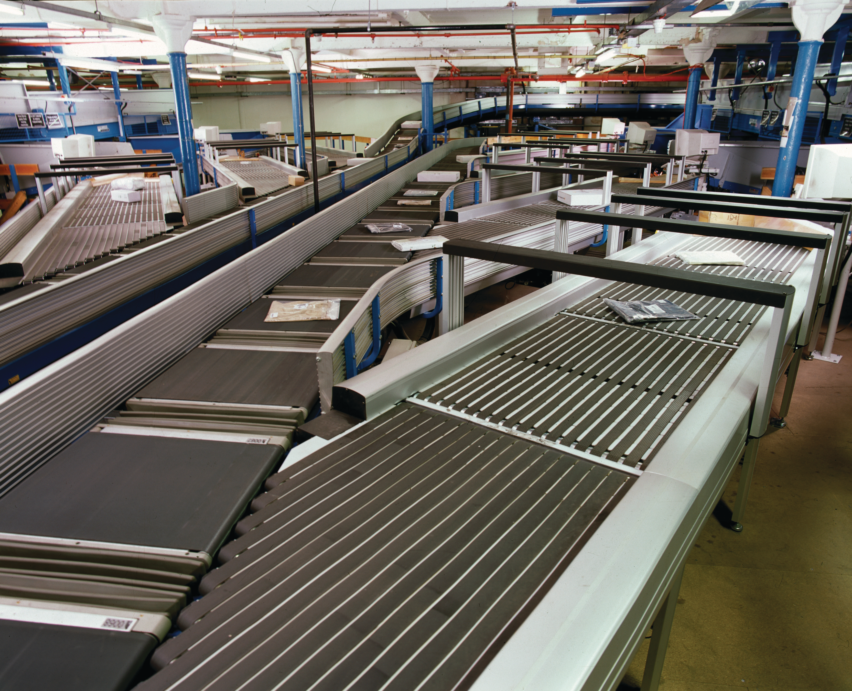 S3000cbcrossbeltsorter 10026011