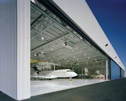 Hangar 10133026