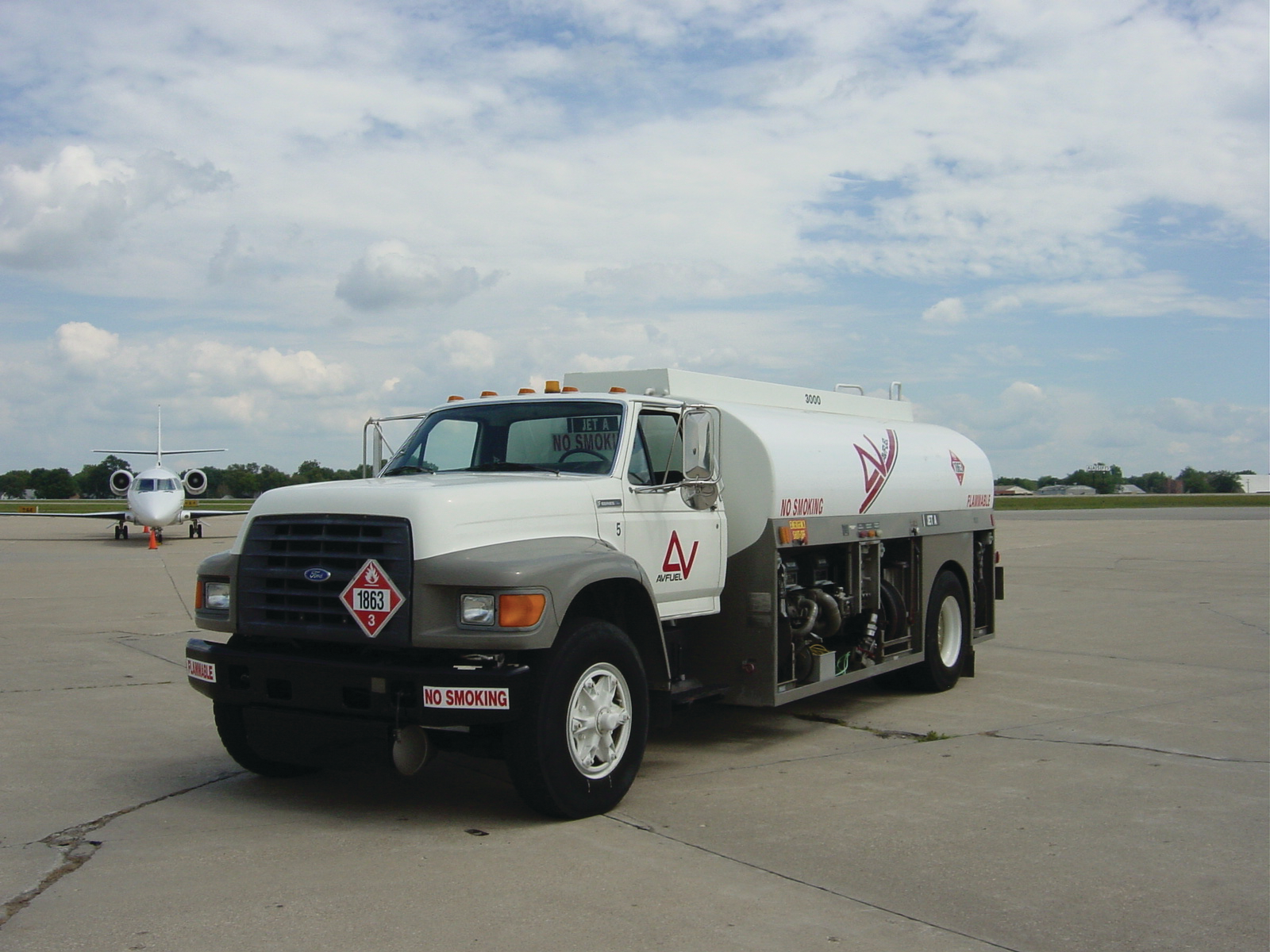 1996stainlessaircraftrefueler 10026959