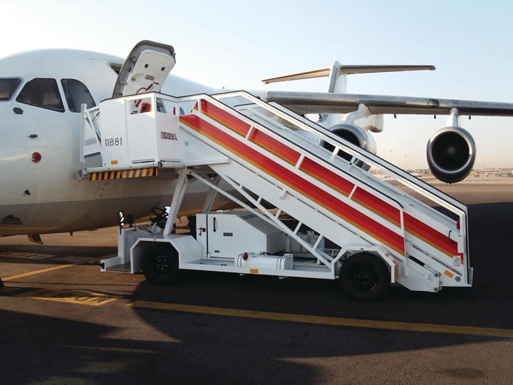 Selfpropelledpassengerstepmodeleda18425 10027401