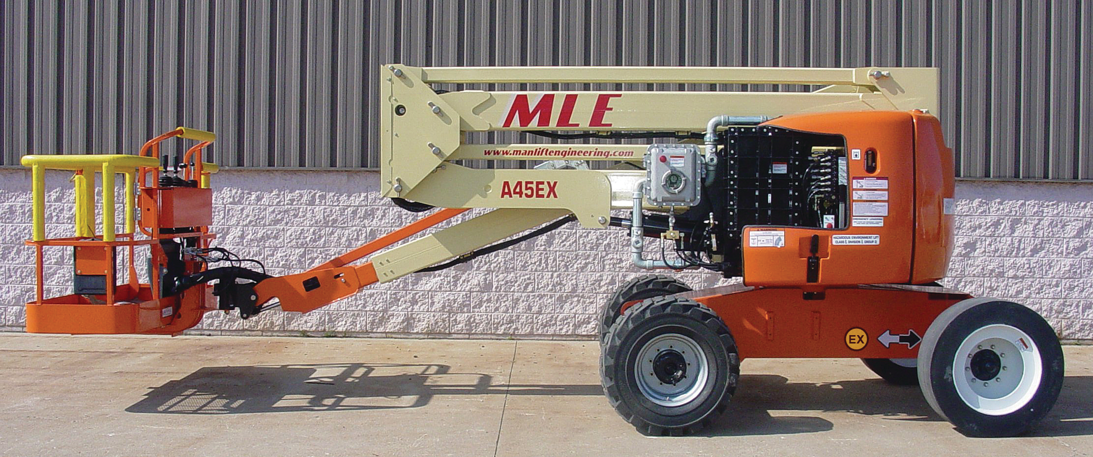 A45EX Batterypowered boom lift Aviation Pros