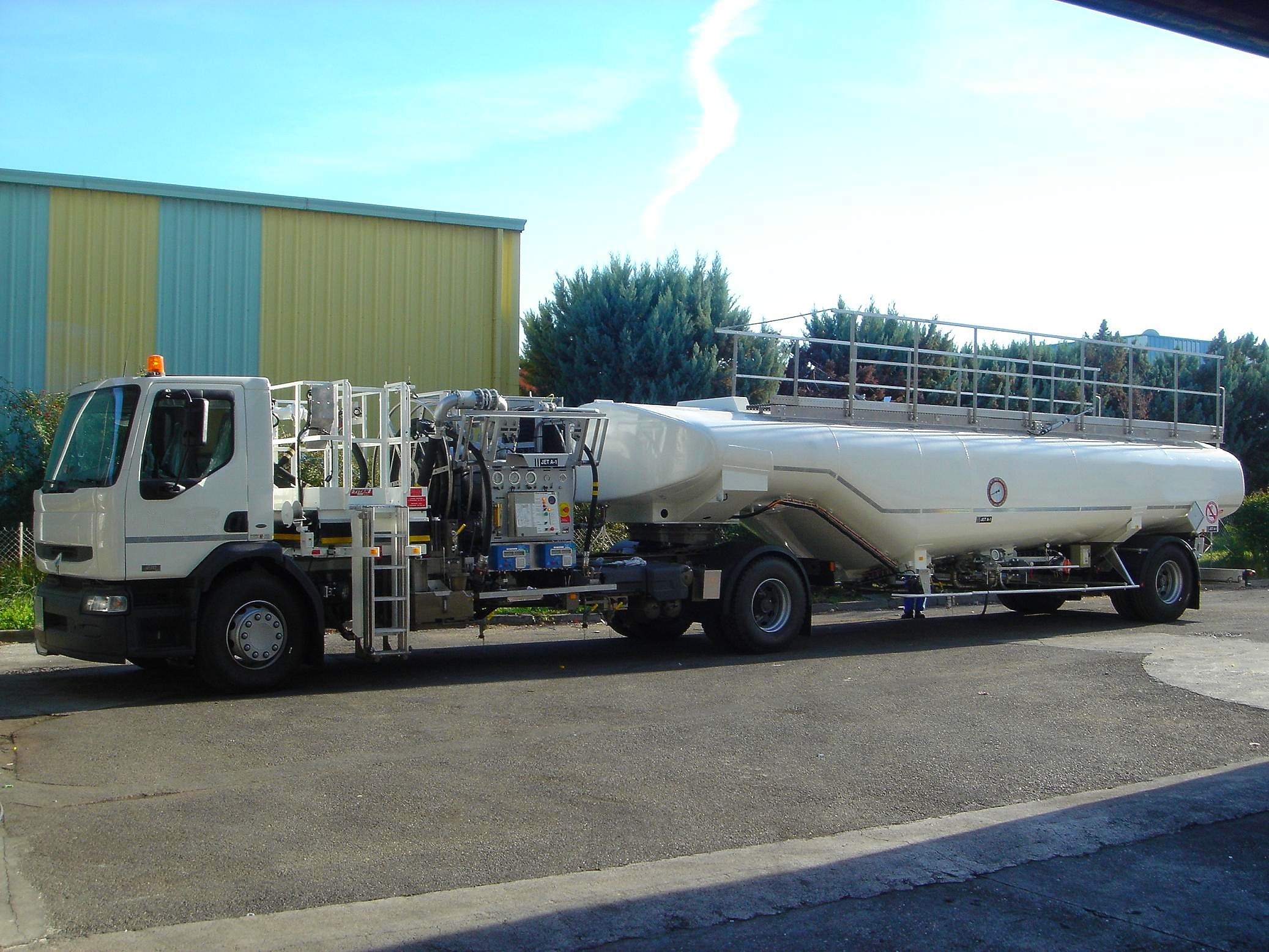 35000 L Low Profile Ema France