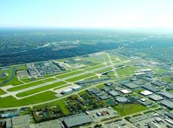 Some 300 aircraft are based on the field and approximately 200,000 take-offs and landings occur annually at Chicago Executive Airport.Some 300 aircraft are based on the field and approximately 200,000 take-offs and landings occur annually at Chicago Executive Airport.