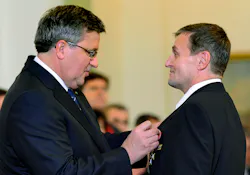 2c07686e0989ce19fd0e6a7067002260 jpg 10447802