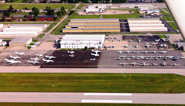 Louisvilleexecutiveaviationbus 10709223