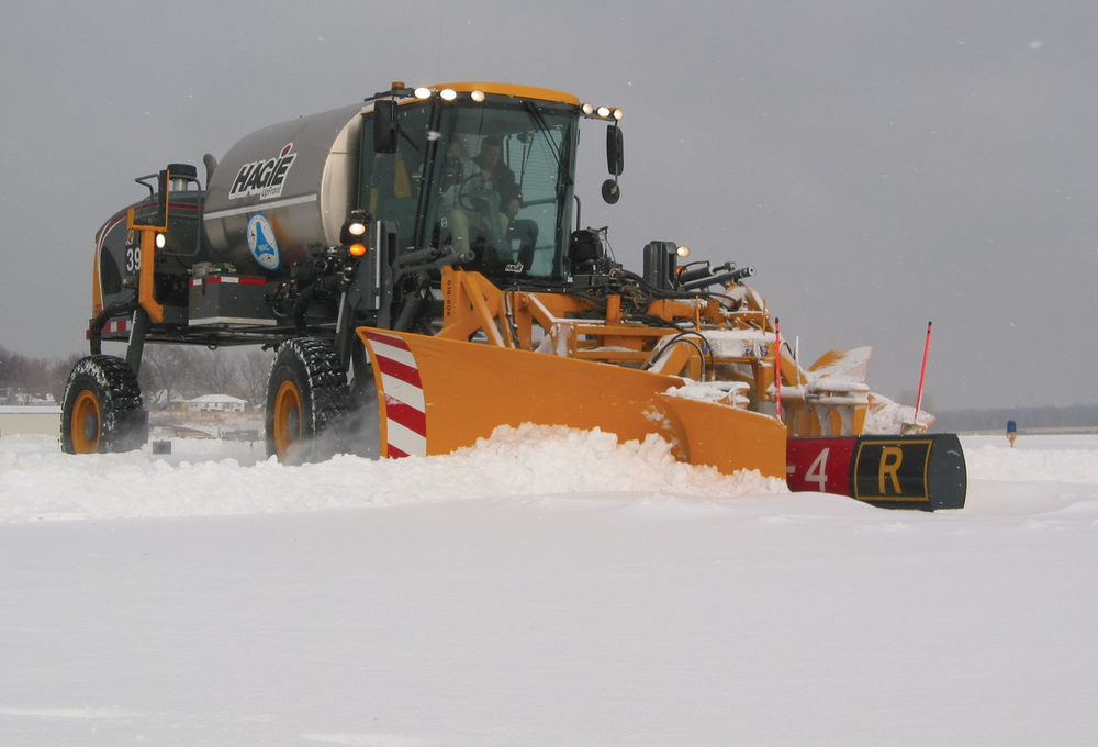 JFK's second Hagie GST 20 unit is equipped with a Vammas PS4200 Edge Light Plow and Tiger 24-foot flail mower.