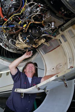 2012 10 Comlux Aviation Servic 10811174 2012 10 Comlux Aviation Servic 10811174