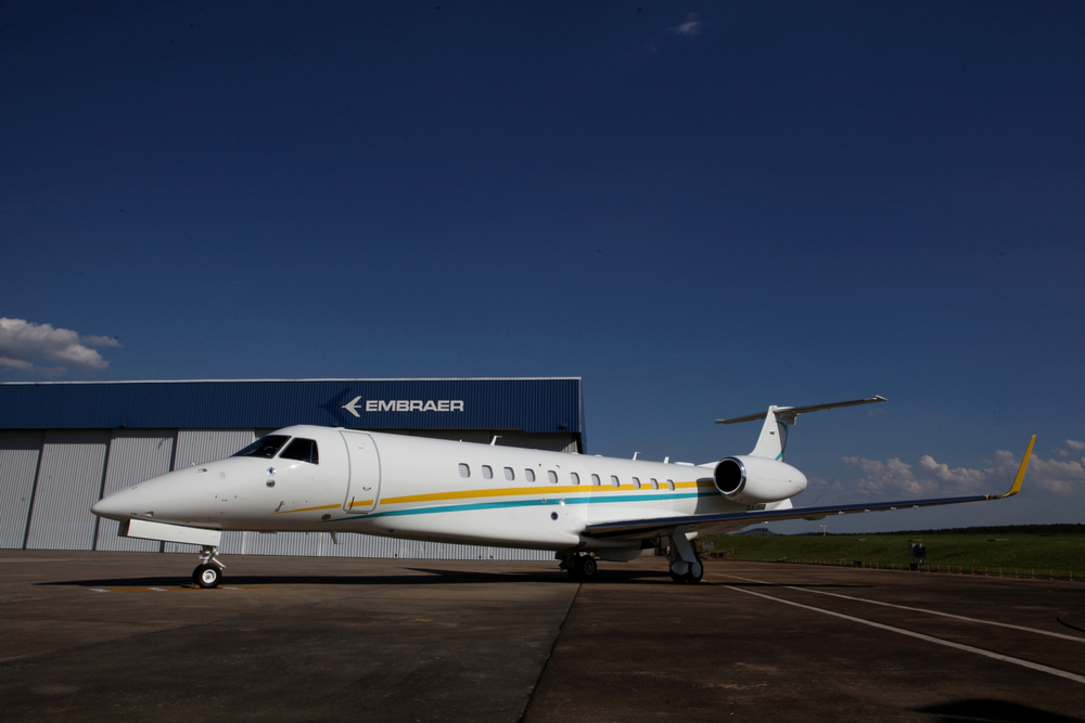 2012 11 Comlux Aviation Servic 10834914