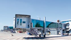 The two new bridges will be units consisting of three crescent sections with an electromechanical mechanism for traction and lifting. The two new bridges will be units consisting of three crescent sections with an electromechanical mechanism for traction and lifting.