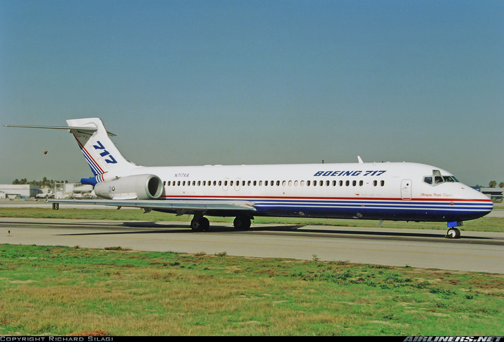 Boeing 717 10963710