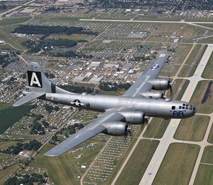 CAF and EAA Announce "Heavy Bomber Weekend" Aviation Pros
