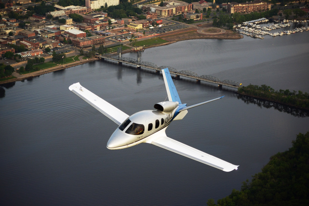 Cirrus Vision Exterior 05