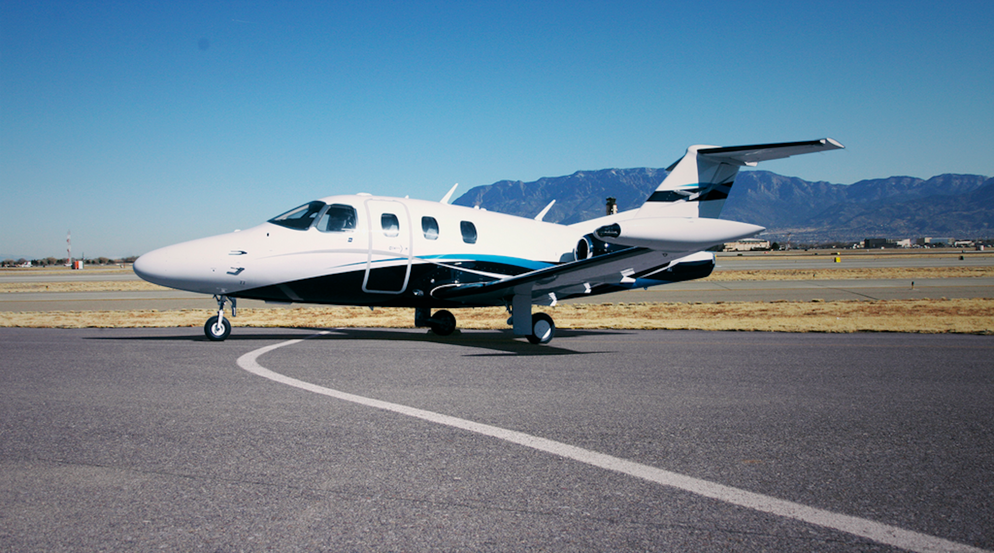 Eclipse 550 Jet Debuts at NBAA Aviation Pros