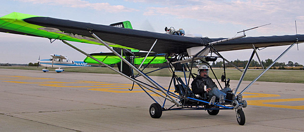 Flight Test Quicksilver Sport 11430757