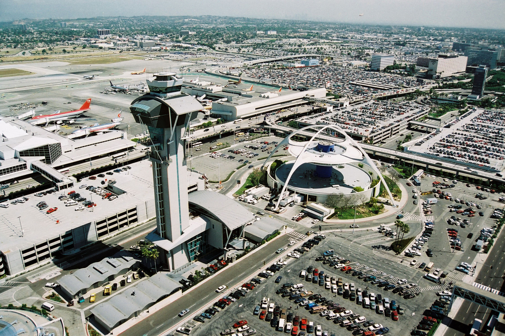 Airline representatives and airport service companies that provide carriers with thousands of baggage handlers, skycaps, security personnel, wheelchair assistants and aircraft cabin cleaners argue that the city-imposed labor rules could lead to lawsuits because they violate federal law, which for decades has regulated union representation and dispute resolution involving the airline industry.