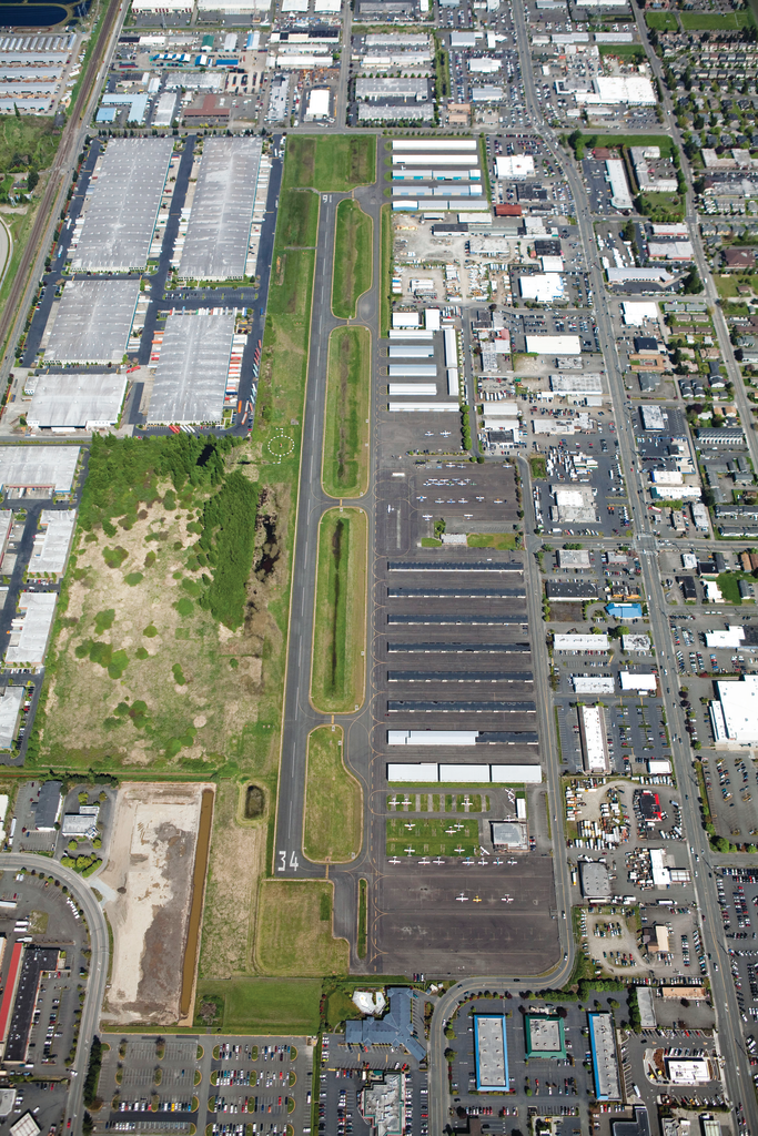 Auburn Airport Looking North 5 11519775