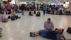 Passengers had to wait more than two hours for baggage. Passengers had to wait more than two hours for baggage.