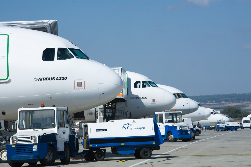 A global industry code of best practices, IS-BAH provides standardization to handlers and operators around the world. Announced in Geneva by IBAC and NATA, the IS-BAH follows the long established structure of the International Standard for Business Aircraft Operations (IS-BAO) Program and incorporates the NATA Safety 1st Ground Audit Program.