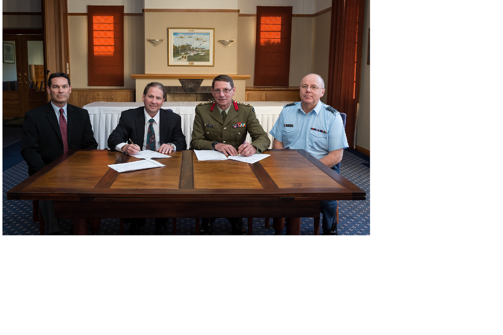 Contract Signing 11610076