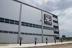 Duncan20140820 Charging Statio 11655856 Duncan20140820 Charging Statio 11655856