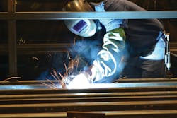 Additionally, ensure the dolly manufacturer employs American Welding Society certified welders, who have the additional training and skills needed to guarantee better welds and durable construction. Additionally, ensure the dolly manufacturer employs American Welding Society certified welders, who have the additional training and skills needed to guarantee better welds and durable construction.