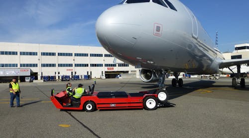 Capable of towing up to 210,000 lb. aircraft, the AP8950SDB-AL-200 was introduced in 2013 paving the way for LEKTRO to break in to the major airline market.