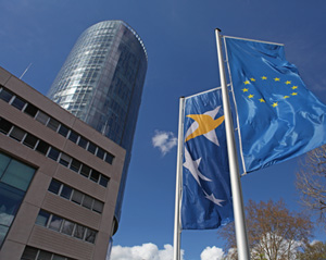 Easa Tower Small 300