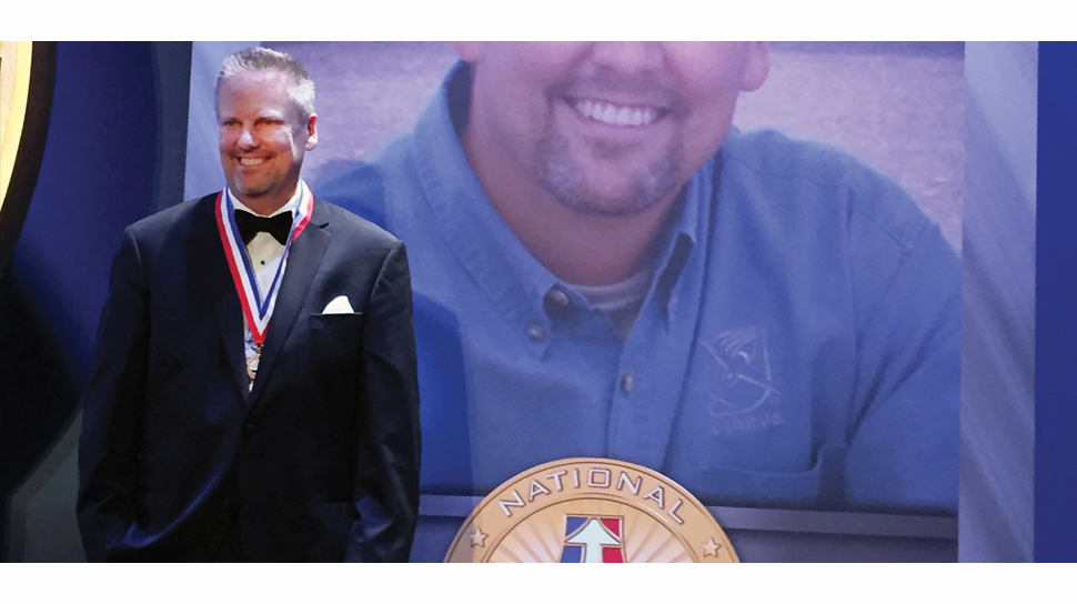 Dale Klapmeier being inducted into the National Aviation Hall of Fame