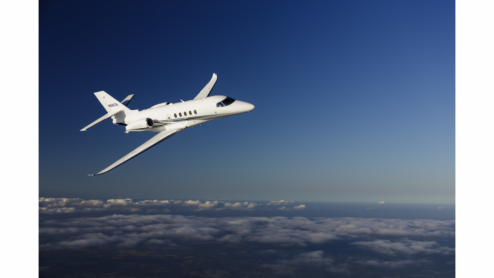 Latitude 54453f3c055bf