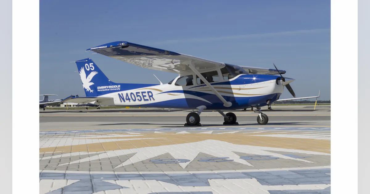 Embry Riddle Engine Display Embry-Riddle Aeronautical University Rebrands Fleet | Aviation Pros