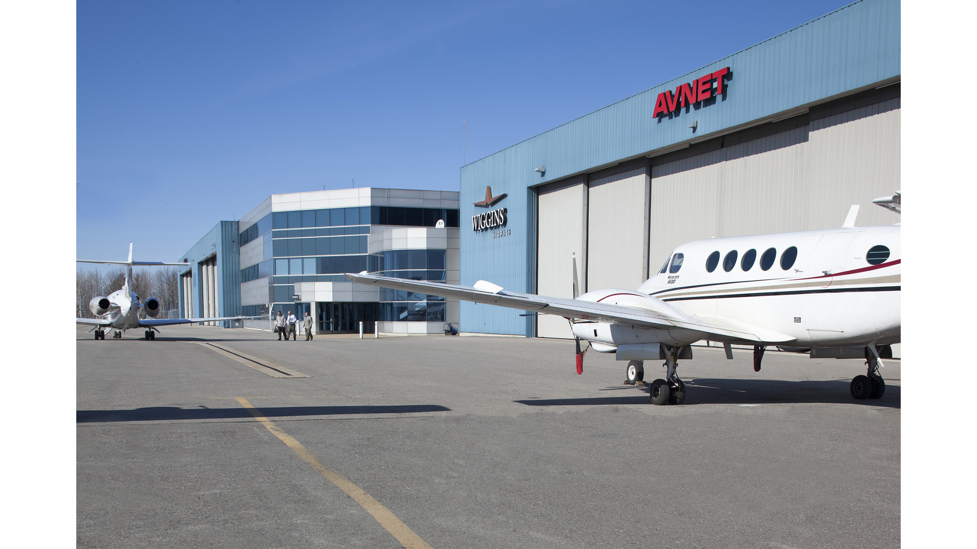 Signature Flight Support Wiggins Aviation Mht Rampside Lower Resolution 54450cb2427da