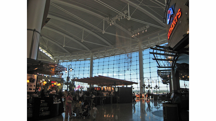 An attorney for the industry group contends any wage laws should cover all workers in the state and not just a small subgroup of employees at the airport.
