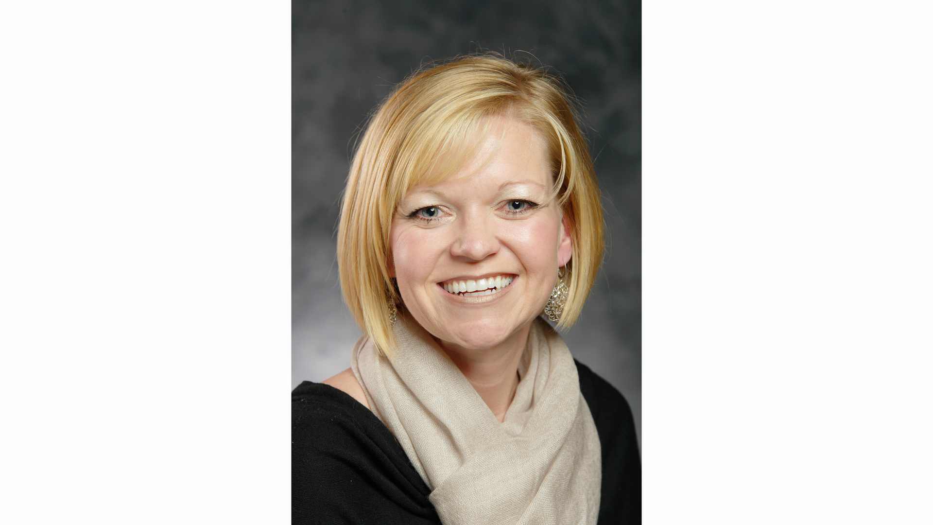 Megan Barnes Headshot2013 5459302100ad1