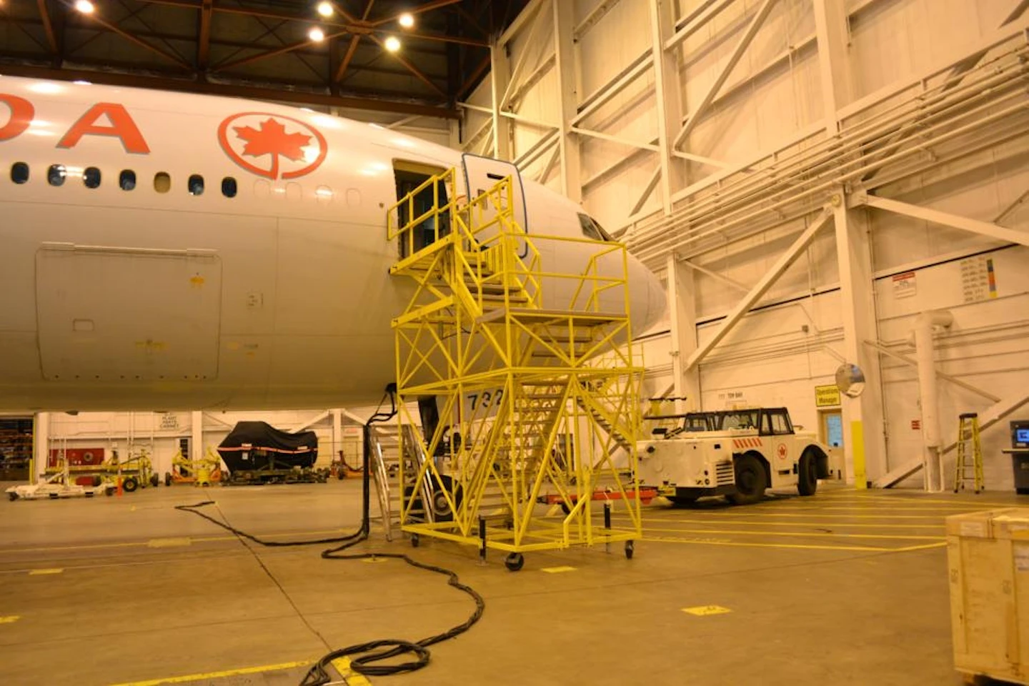 Plane Safety Rails Aircraft Ground Equipment Safety Bumpers Passenger Stairs