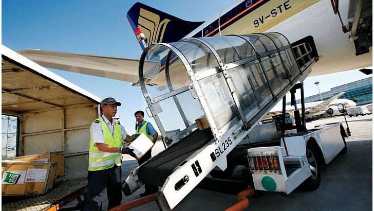 The management at SATS also mentioned that there were now 35 China airports connected to Changi Airport. They hope to leverage on upon the increasing flight network of Changi Airport for their future growth.