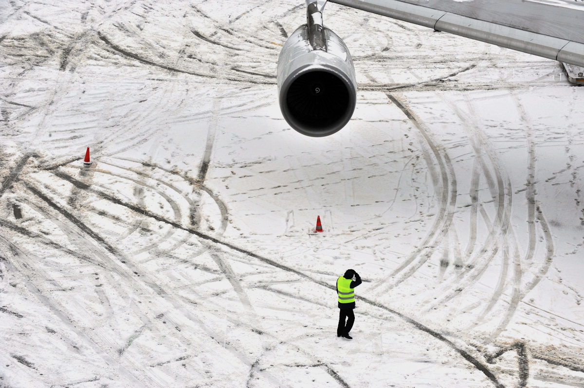 Dealing With Winter Weather On The Ramp Aviation Pros