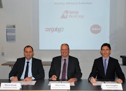 Marco Gredig of Cargologic, Oliver Evans of Swiss WorldCargo, and Alex Hungate of SATS sign the MoU. Marco Gredig of Cargologic, Oliver Evans of Swiss WorldCargo, and Alex Hungate of SATS sign the MoU.