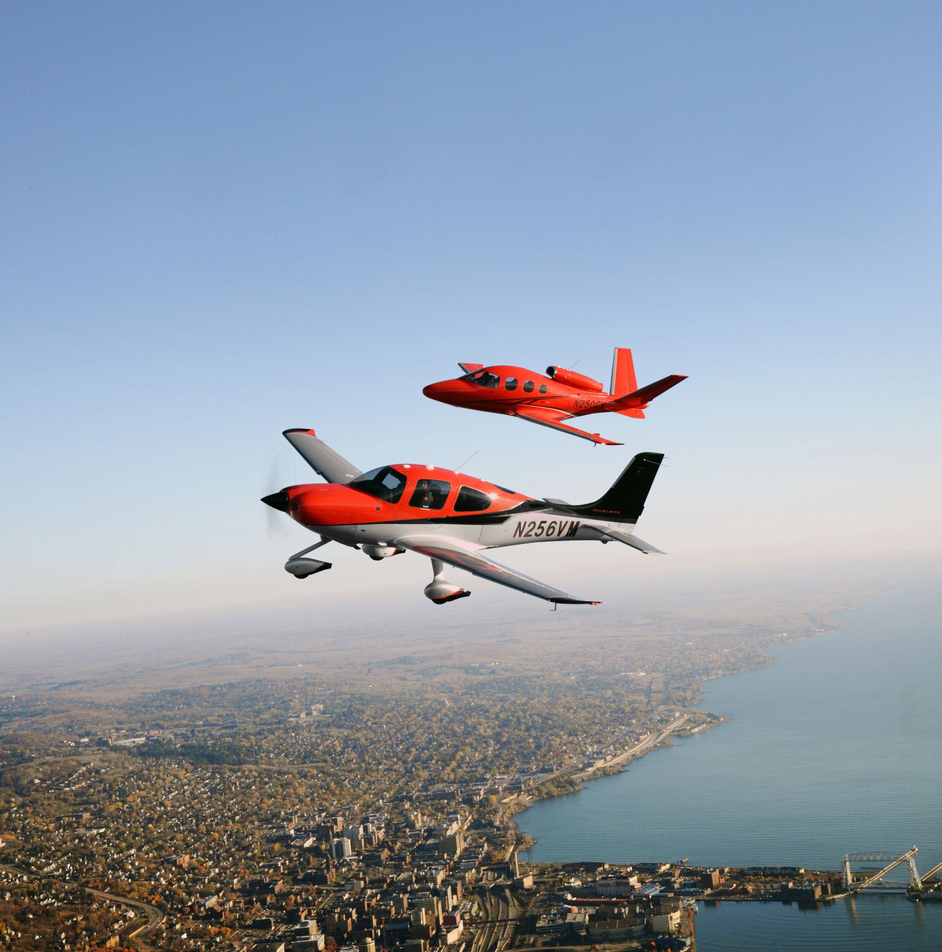Cirrus 2015 Special Edition Accelero and SF50 C0 jet over the Duluth/Superior harbor