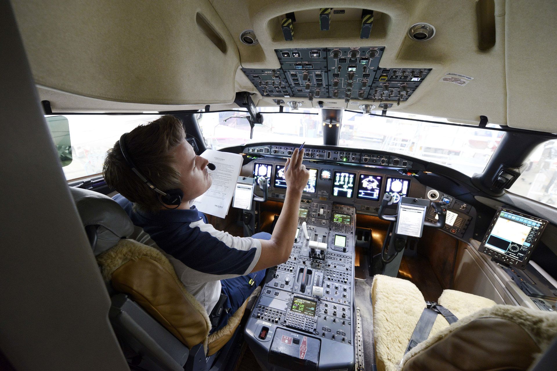 Jbsl Avionics 551aa748e8b76