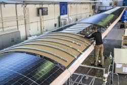 Atop those wings, as well as the body and even the tail of the plane, are 17,248 solar cells as thin as a human hair that generate electricity as the plane flies, some of which is stored in four lithium polymer batteries. Atop those wings, as well as the body and even the tail of the plane, are 17,248 solar cells as thin as a human hair that generate electricity as the plane flies, some of which is stored in four lithium polymer batteries.