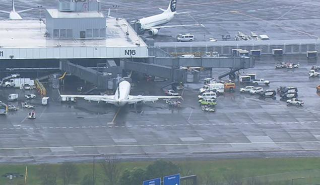 Alaska Airlines 5535076392a06