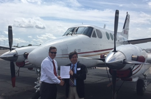 Aerosim Flight Academy President and General Manager Hank Coates and P.J. Nogueroles, president, Aeroclub Barcelona-Sabadell.