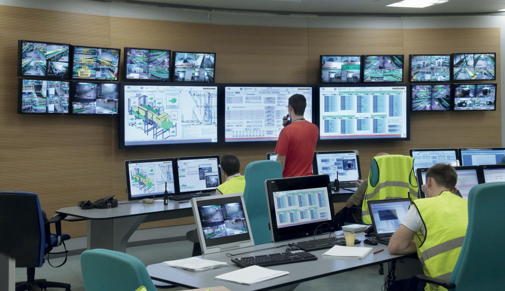 Controlroom 5543867676d42