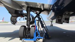 Landing Gear Access Stand 55647d37c5377 Landing Gear Access Stand 55647d37c5377