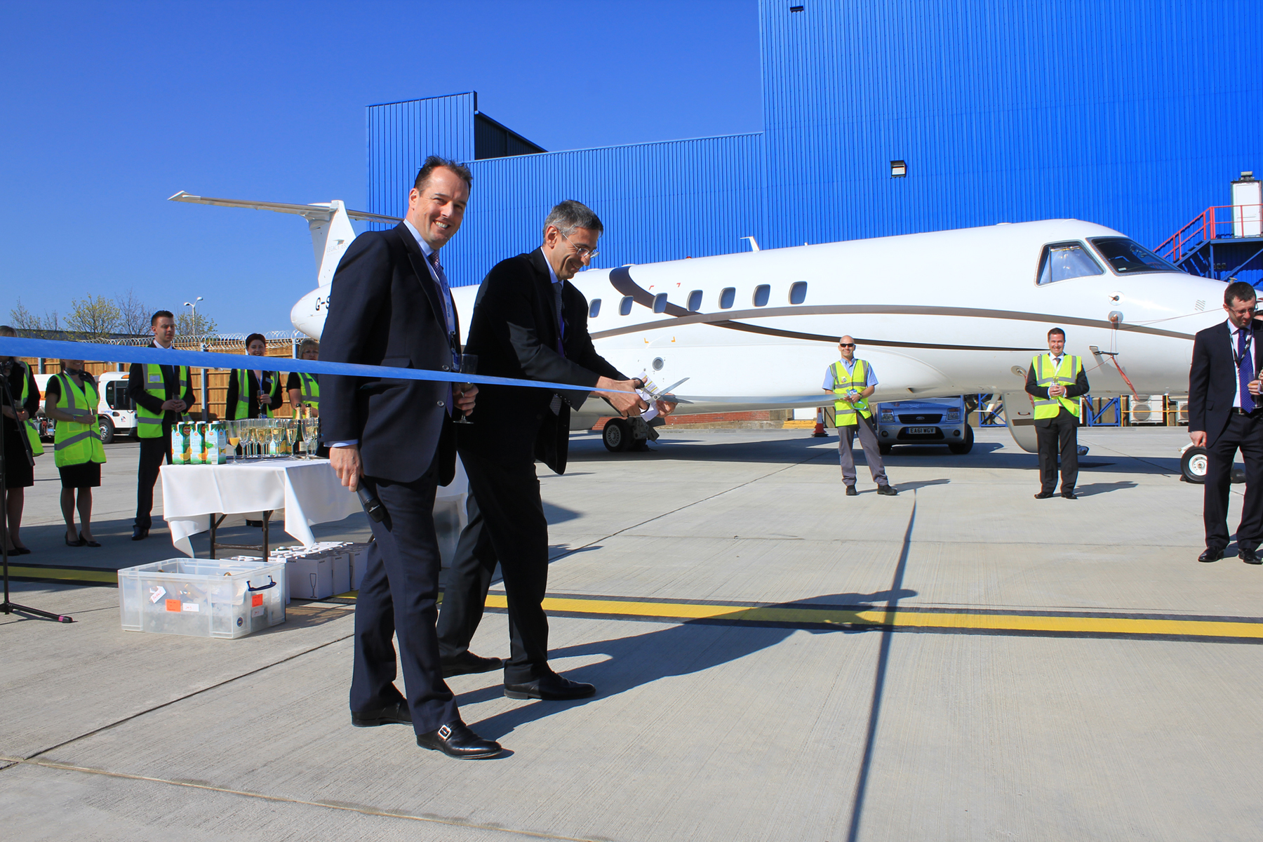 Signature Luton Ramp Ribbon Cutting 555a0b6d8c724